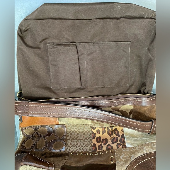 EUC Coach, beautiful leather original patchwork, design bag, 16”Wx11”Hx4”D - Picture 13 of 17